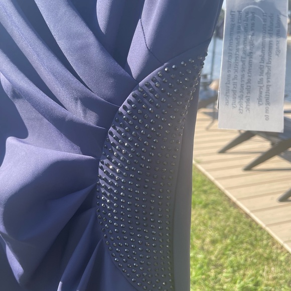 Alex Evening - Picture 7 of 12